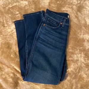 Size 28 madewell jeans